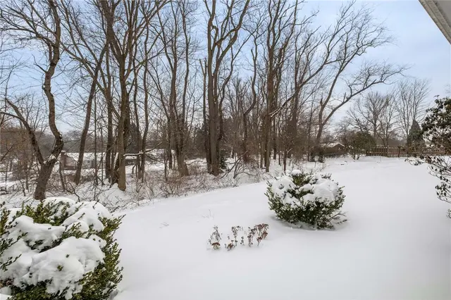 4360 Hemlock Cir gallery image 11
