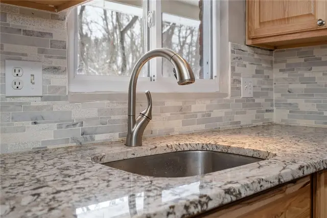 4360 Hemlock Cir gallery image 17