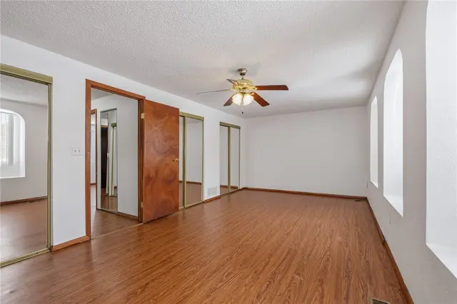 4360 Hemlock Cir gallery image 22