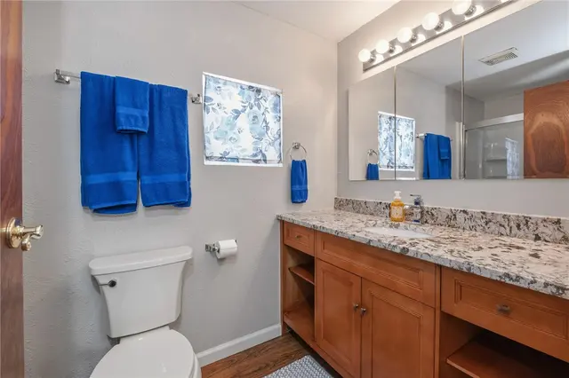 4360 Hemlock Cir gallery image 26