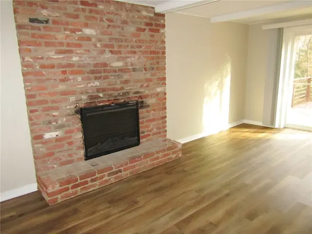 4371 Kilbert Dr gallery image 14