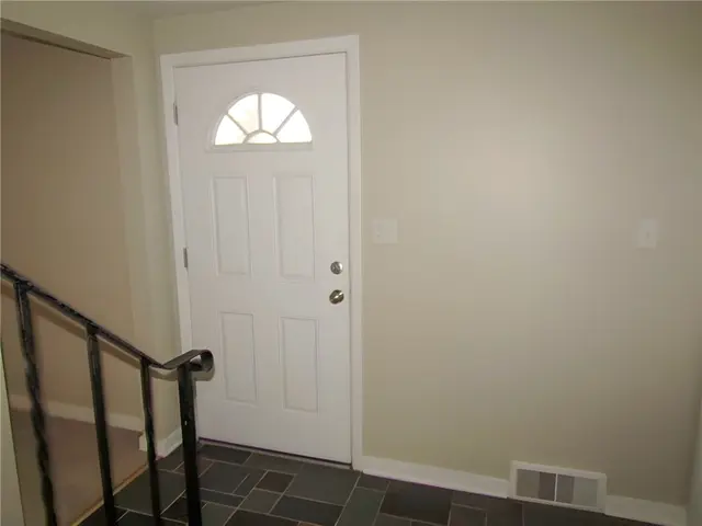 4371 Kilbert Dr gallery image 19