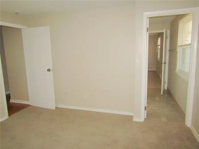 4371 Kilbert Dr gallery image 33