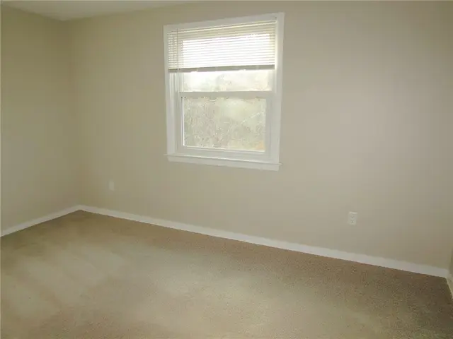 4371 Kilbert Dr gallery image 36