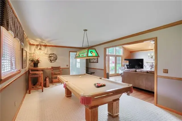 439 Deerfield Dr gallery image 16