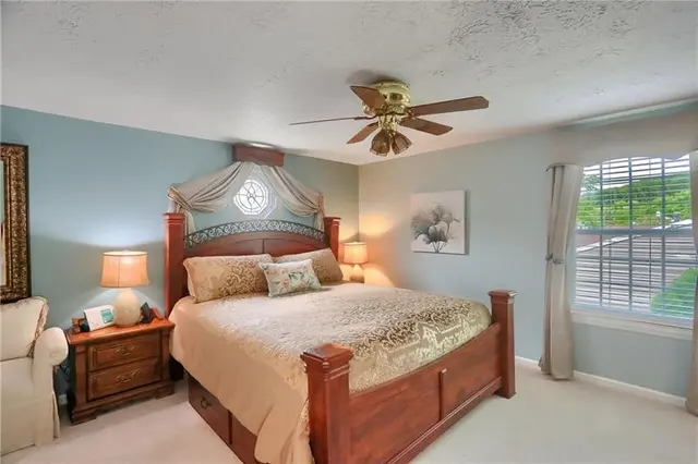 439 Deerfield Dr gallery image 20