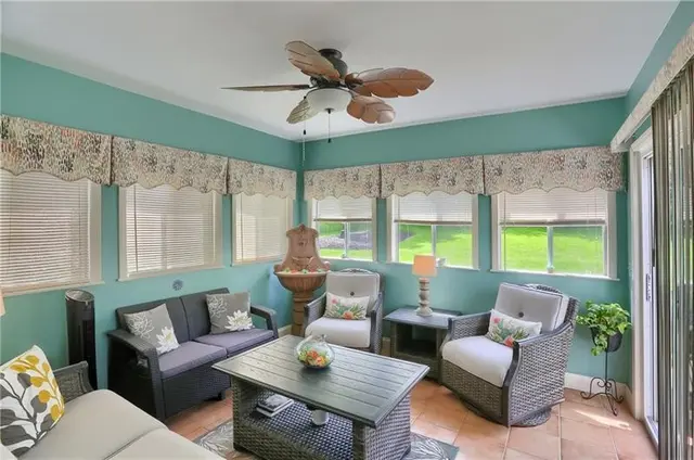 439 Deerfield Dr gallery image 42