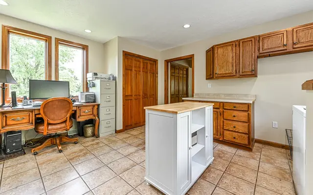 439 Pinkerton Rd gallery image 7