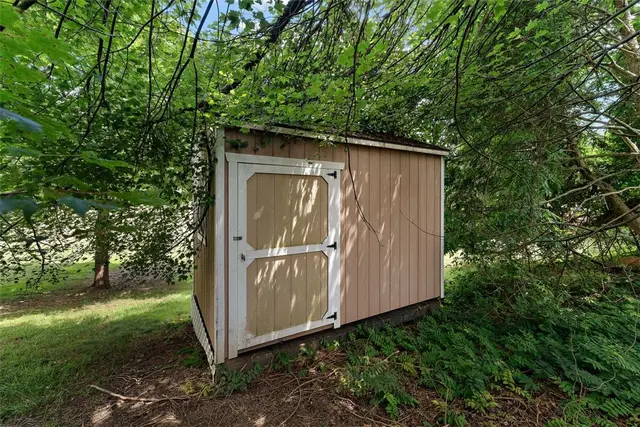 4400 Kilbert Drive gallery image 11