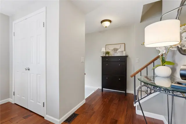 4400 Laurel Oak Drive gallery image 8