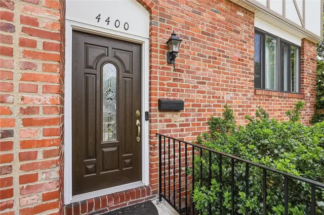 4400 Laurel Oak Drive gallery image 15