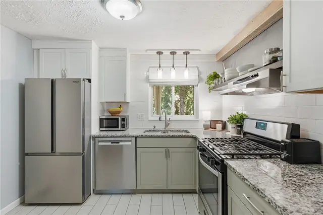 4400 Laurel Oak Drive gallery image 29