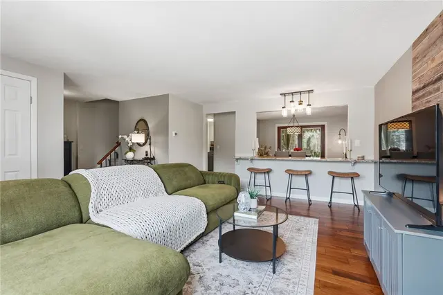 4400 Laurel Oak Drive gallery image 36