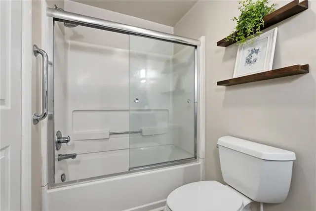 4400 Laurel Oak Drive gallery image 38