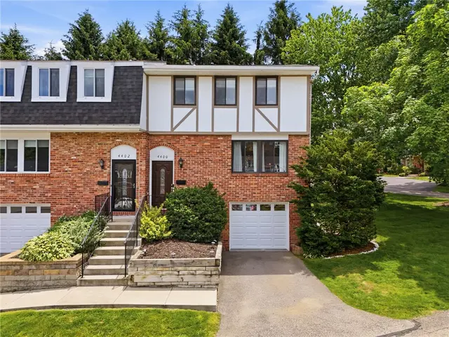 4400 Laurel Oak Drive