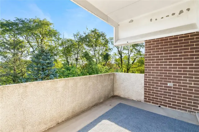 4404 Charlemagne Cir gallery image 13