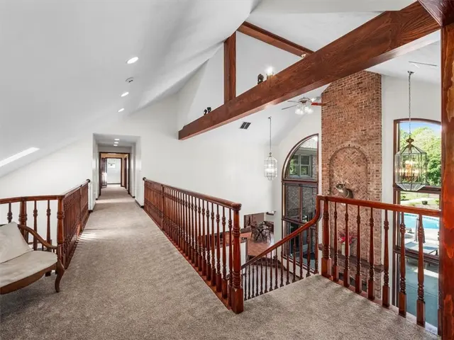 4407 Wildwood Sample Rd gallery image 48