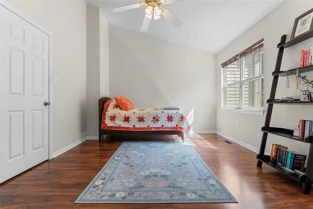 441 Georgetown Court gallery image 13