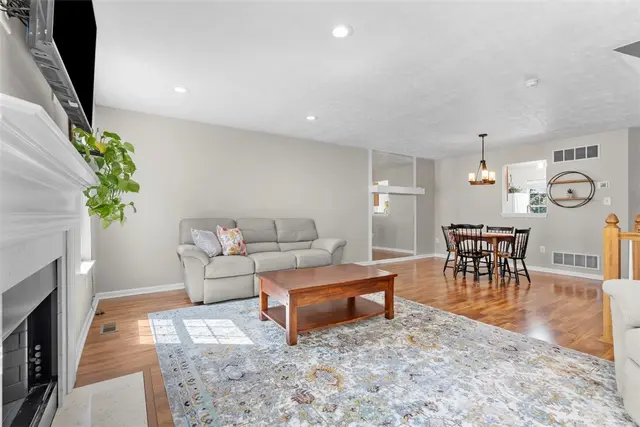441 Georgetown Court gallery image 18