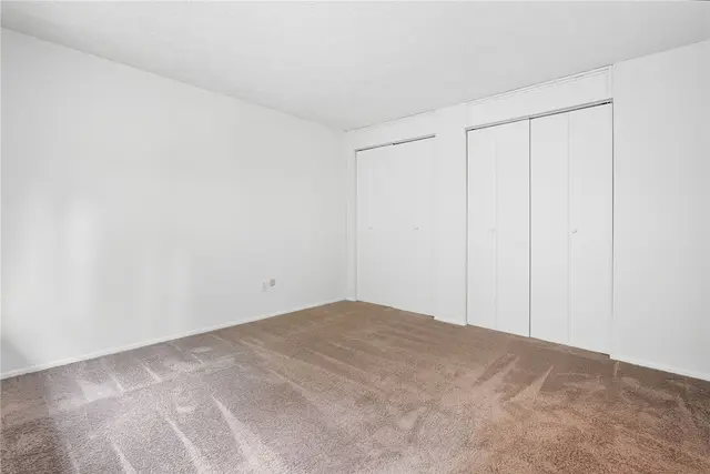 4433 Laurel Oak Drive gallery image 8