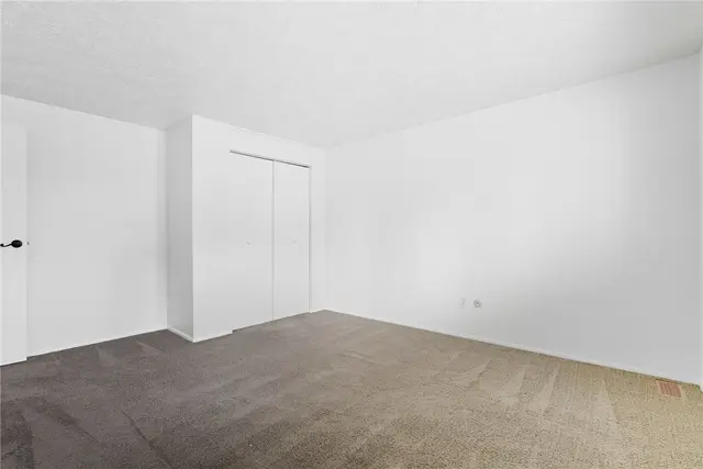 4433 Laurel Oak Drive gallery image 15