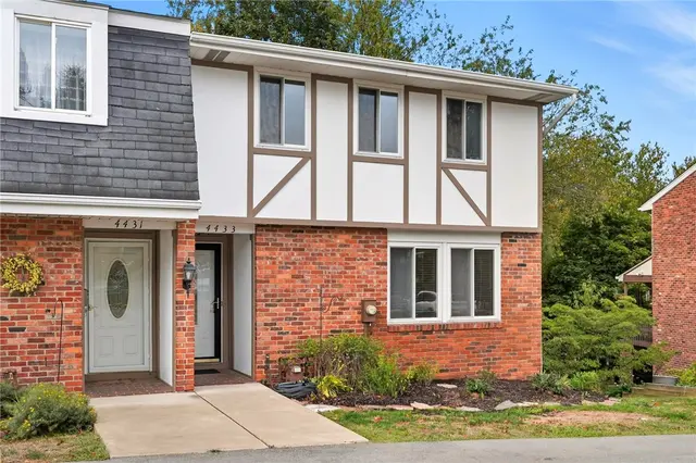 4433 Laurel Oak Drive gallery image 16