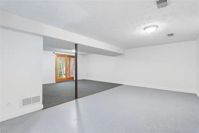 4433 Laurel Oak Drive gallery image 20