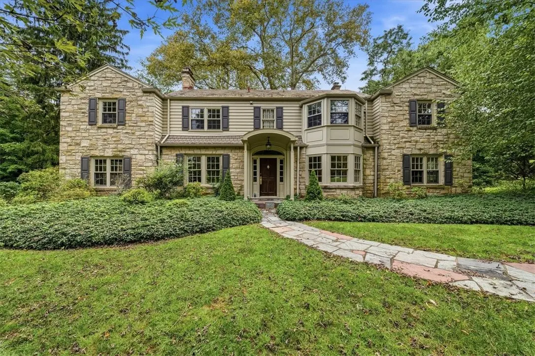 4448 Mount Royal Blvd