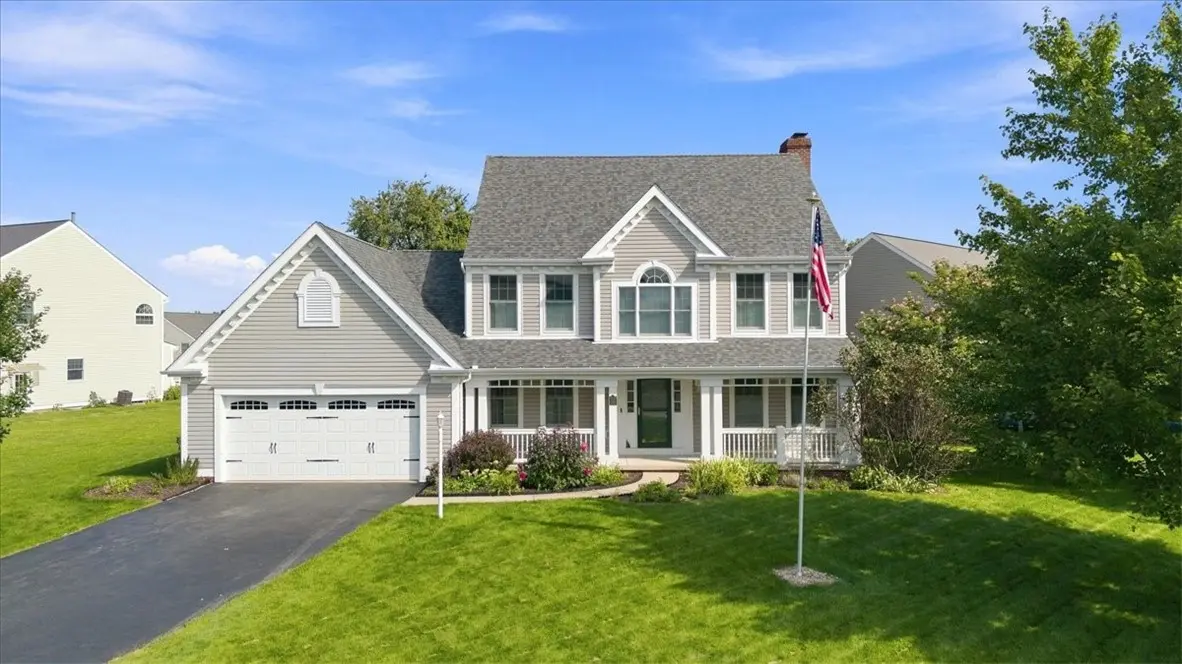 446 Crimson Dr