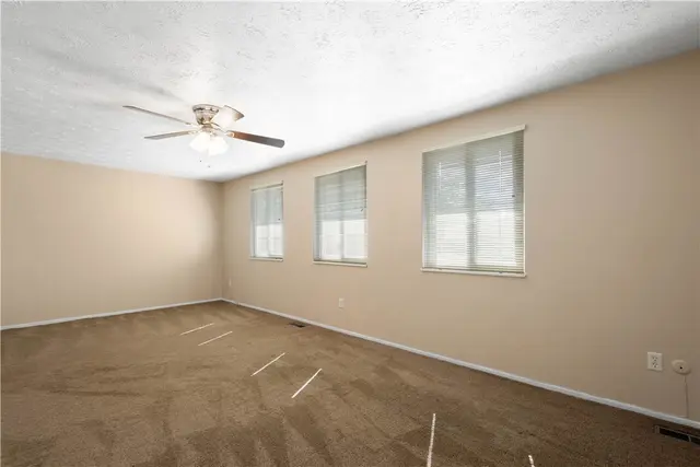 4461 Laurel Oak Dr gallery image 6
