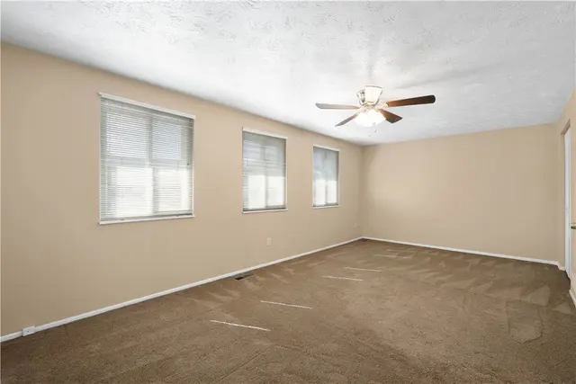 4461 Laurel Oak Dr gallery image 11