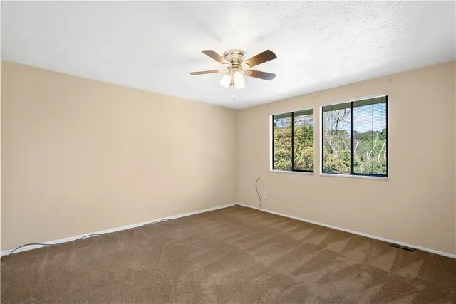 4461 Laurel Oak Dr gallery image 35