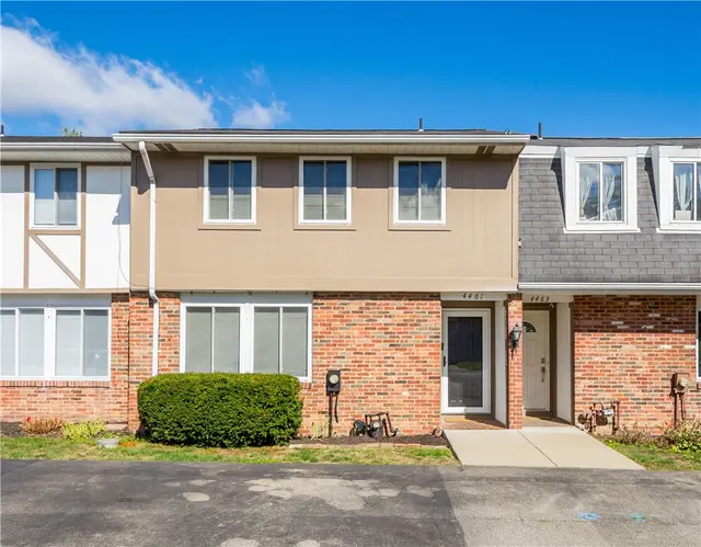 4461 Laurel Oak Dr