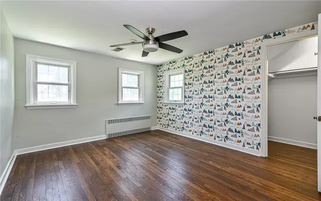 4461 Mount Royal Blvd gallery image 15