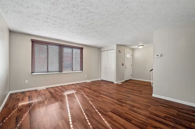 4467 Laurel Oak Dr gallery image 7