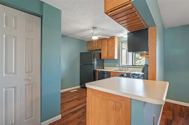 4467 Laurel Oak Dr gallery image 15