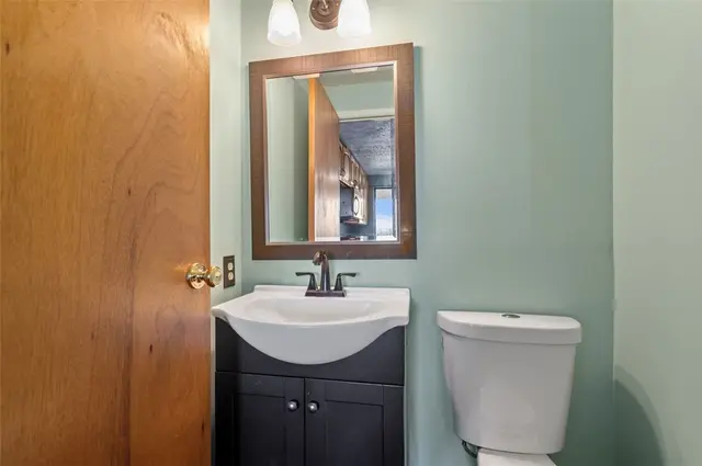 4467 Laurel Oak Dr gallery image 21