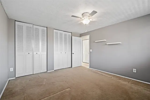 4467 Laurel Oak Dr gallery image 29