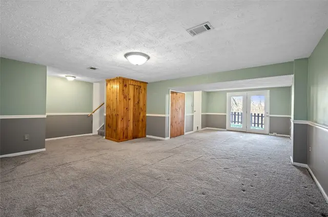 4467 Laurel Oak Dr gallery image 35