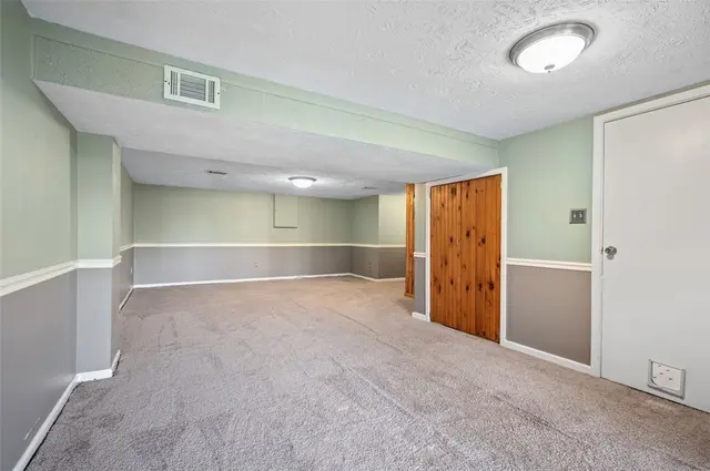 4467 Laurel Oak Dr gallery image 39