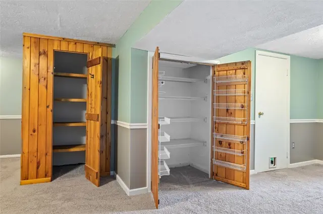 4467 Laurel Oak Dr gallery image 40