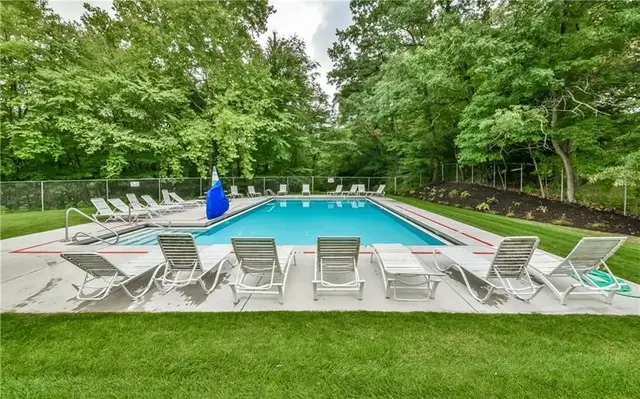 4467 Laurel Oak Dr gallery image 47