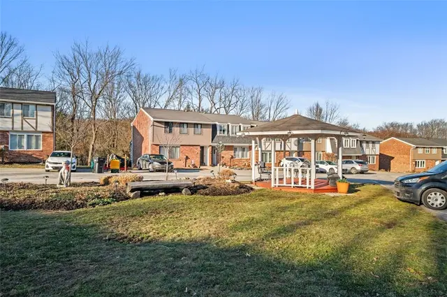 4467 Laurel Oak Dr gallery image 49