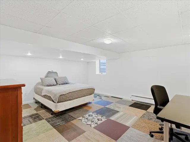452 Tyburn Dr gallery image 24
