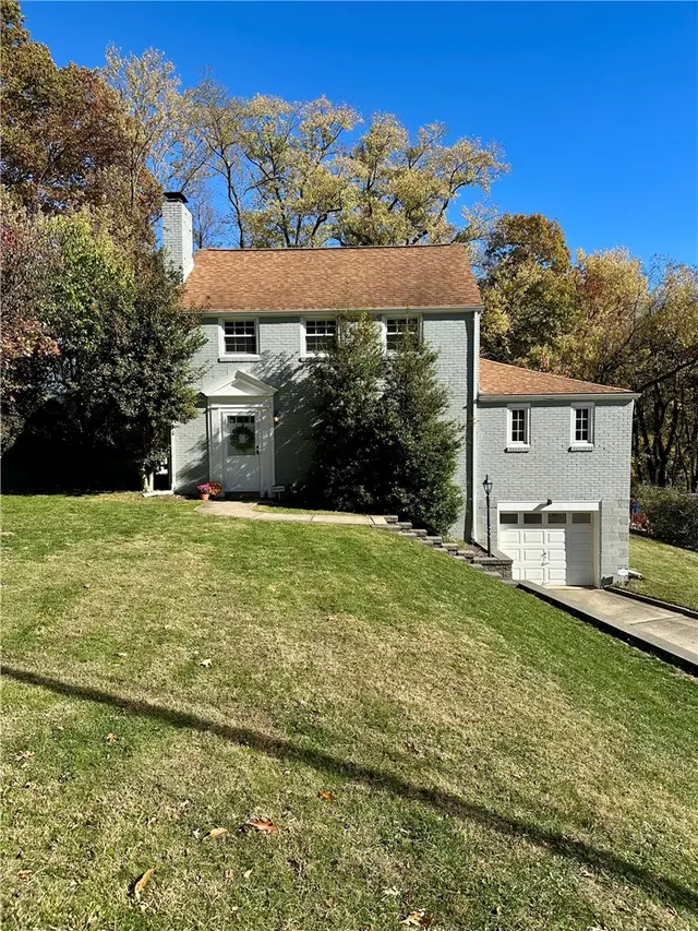 452 Woodland Rd