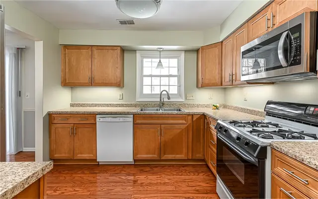 4537 Bucktail Drive gallery image 3