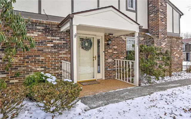 4537 Bucktail Drive gallery image 20
