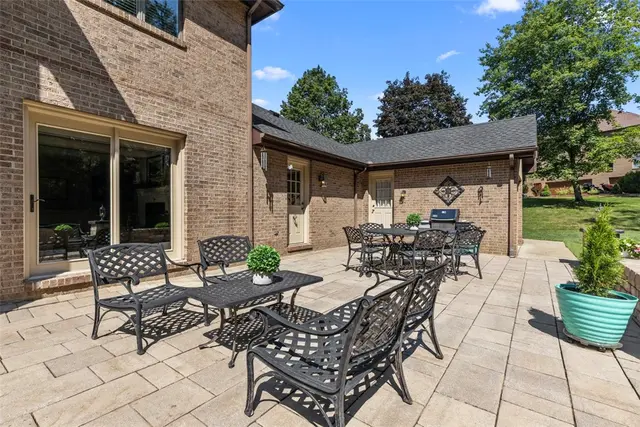 4566 DOGWOOD DR gallery image 8