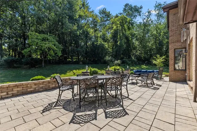 4566 DOGWOOD DR gallery image 11