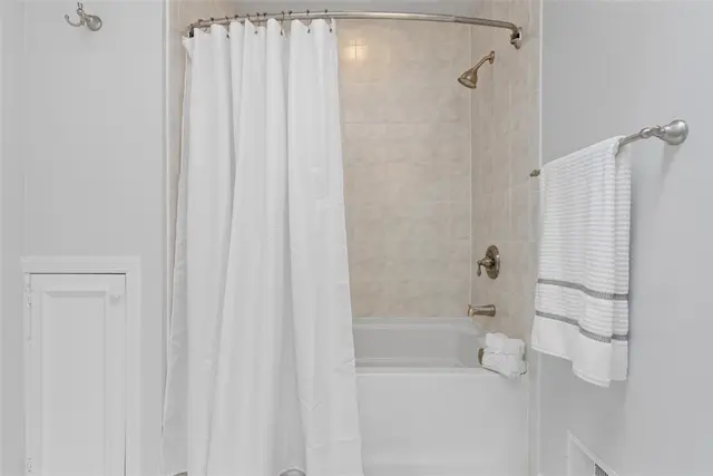 4566 DOGWOOD DR gallery image 20